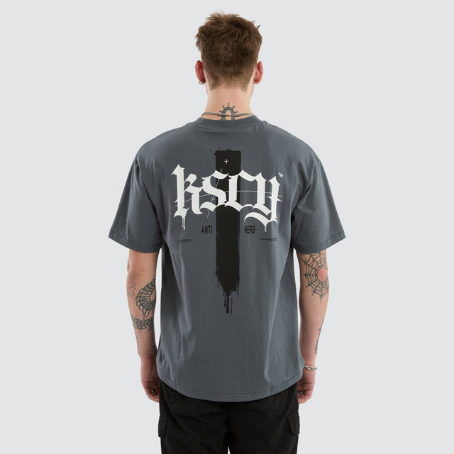 Villian Box Fit Scoop Tee Turbulence