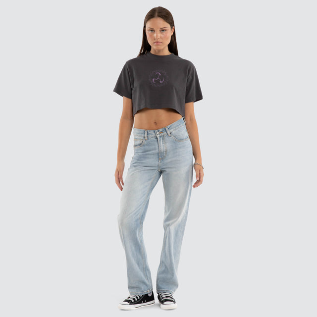 Elara Crop Tee Asphalt