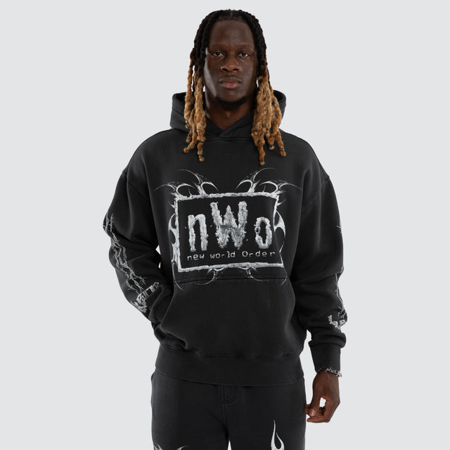 Model wears NWO 4 Life Oversized Hoodie Pigment Anthracite Black Hoodies Black – image 3