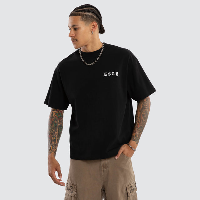 Model wears Marked Street Tee Jet Black T-Shirts Black – image 1