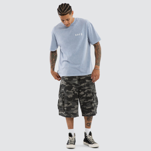 Model wears Marked Street Tee Snow Allure T-Shirts Grey – image 3