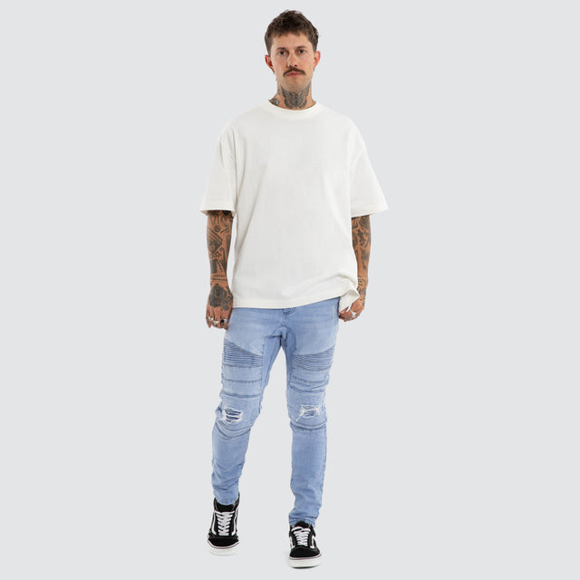 Model wears Cobra Pant Alaskan Blue Pants Blue – image 4