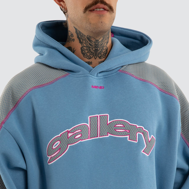 Model wears Trace Oversize Hoodie Dusty Blue Hoodies Blue – image 4