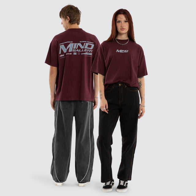 Model wears Arbutus Raptor Tee Wine Tasting T-Shirts Purple – image 5