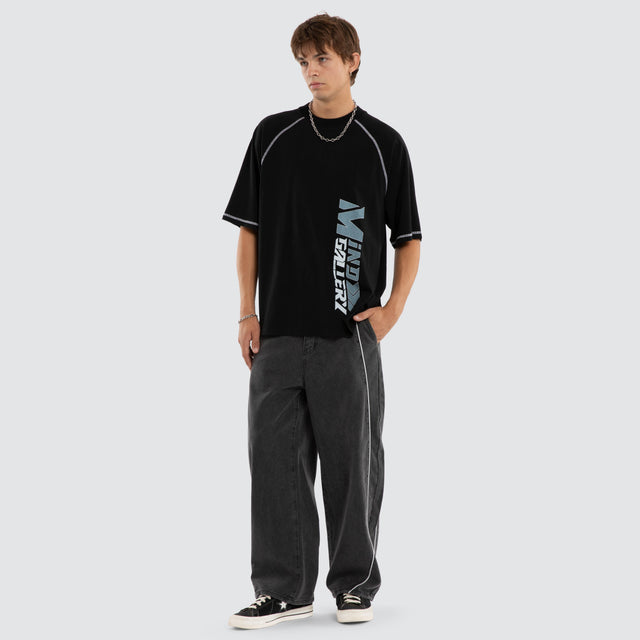 Model wears Step Raglan Raptor Tee Jet Black T-Shirts Black – image 2