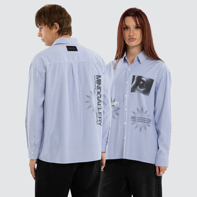 Model wears Grid Relaxed LS Shirt White/Blue Stripe Long Sleeve Shirts Blue – image 1