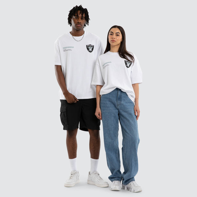 Model wears Las Vegas Raiders NFL Raiders Driven Tee Optical White T-Shirts White – image 1