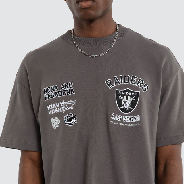 Model wears Las Vegas Raiders NFL Founded Loopback Tee Charcoal Nena and Pasadena NFL Grey – image 5