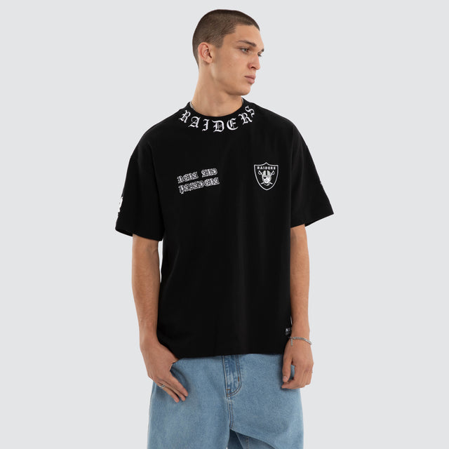 Model wears Las Vegas Raiders NFL Shield Tee Jet Black T-Shirts Black – image 4
