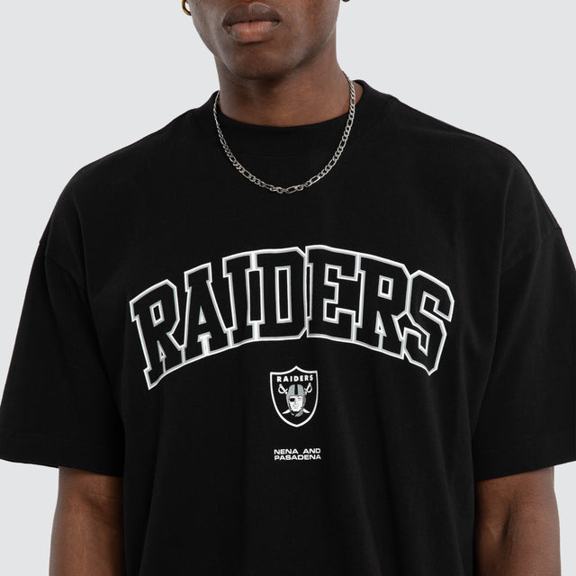 Model wears Las Vegas Raiders NFL Athletic Tee Jet Black Nena and Pasadena NFL Black – image 6
