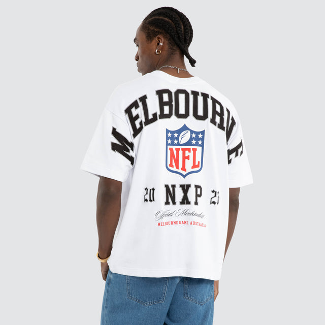 Model wears Melbourne City Loopback Raptor Tee Optical White Nena and Pasadena NFL White – image 7