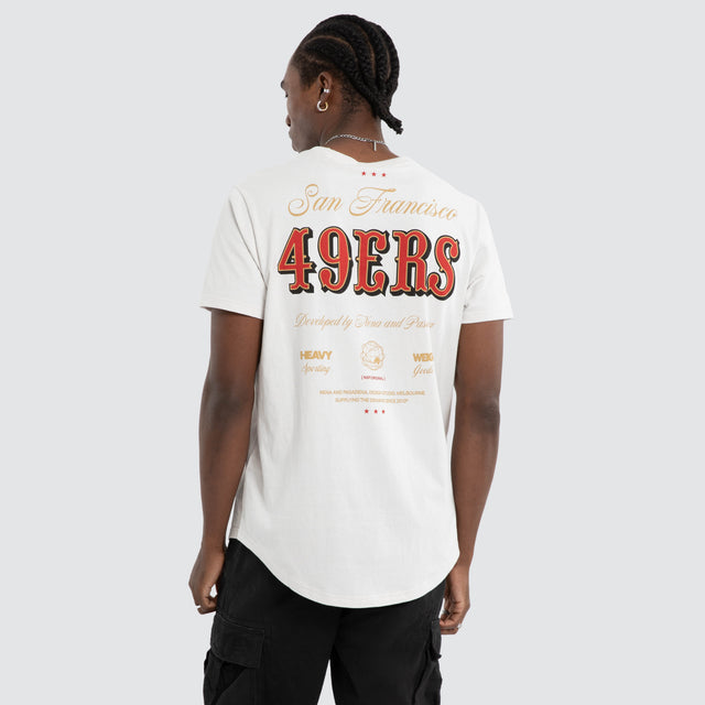 Model wears San Fransisco 49ers NFL Script Tee Glacier Grey Nena and Pasadena NFL Grey – image 1