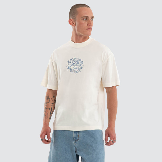 Model wears Blaze Street Tee Tofu T-Shirts Cream – image 3