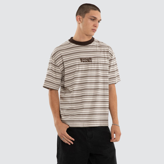 Model wears Bay Street Tee Chocolate T-Shirts Brown – image 1