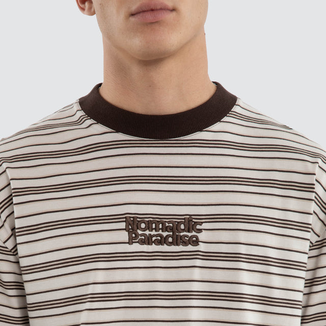 Model wears Bay Street Tee Chocolate T-Shirts Brown – image 4