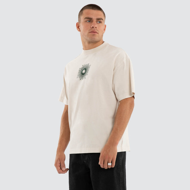 Model wears Board Street Tee Moonbeam T-Shirts Grey – image 3