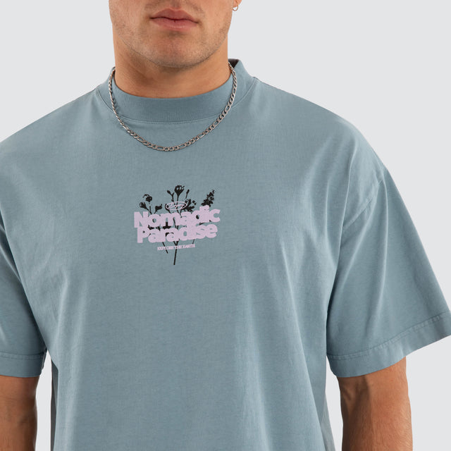 Model wears Tides Street Tee Provincial Blue T-Shirts Blue – image 4