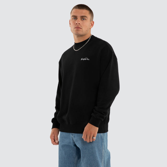 Model wears Big Sur Relaxed Sweater Jet Black Jumpers Black – image 3