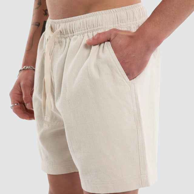 Model wears Coastal Linen Short Oatmeal Shorts Cream – image 5