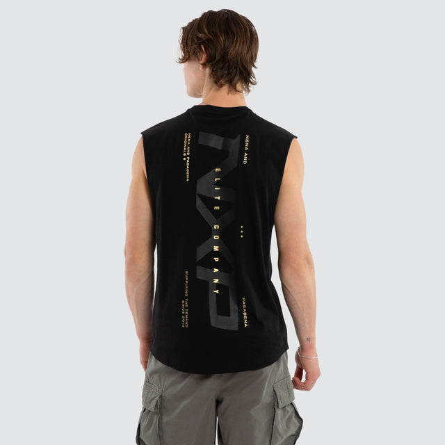 Model wears Deliberate Dual Curved Muscle Jet Black Muscle Tees Black – image 1