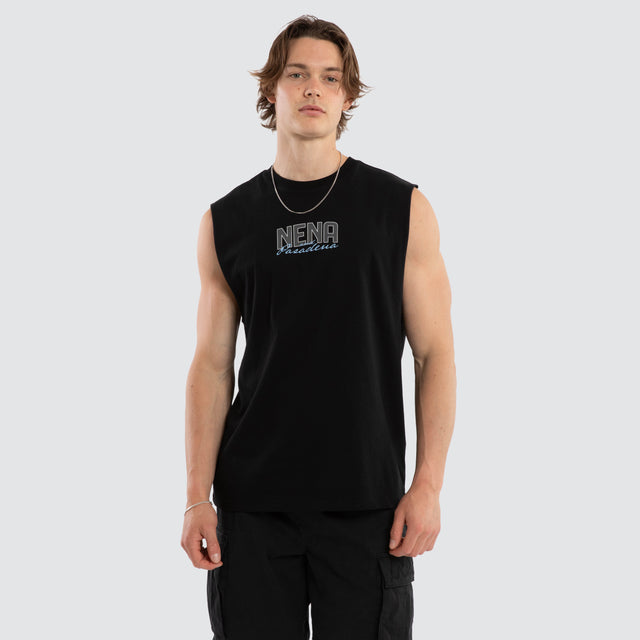Model wears Efficient Relaxed Muscle Jet Black Muscle Tees Black – image 5