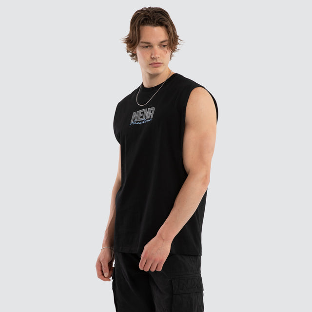Model wears Efficient Relaxed Muscle Jet Black Muscle Tees Black – image 3