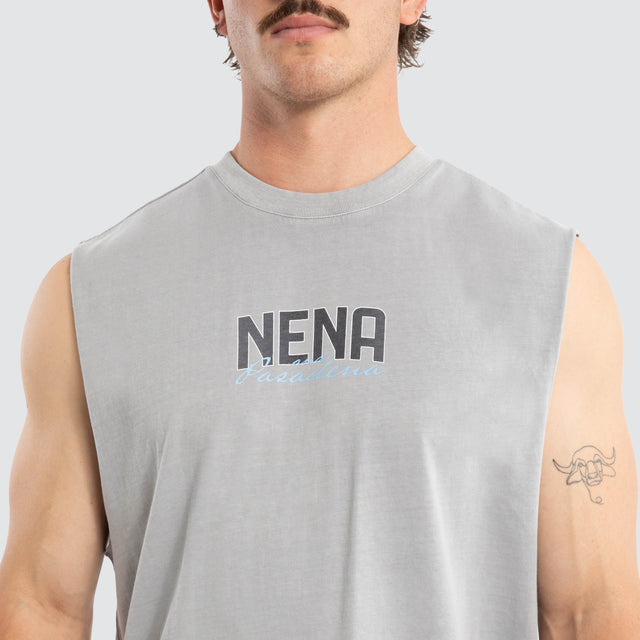 Model wears Efficient Relaxed Muscle Pigment Alloy Muscle Tees Grey – image 4