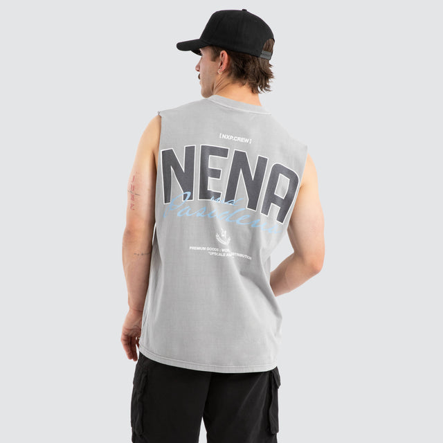 Model wears Efficient Relaxed Muscle Pigment Alloy Muscle Tees Grey – image 1