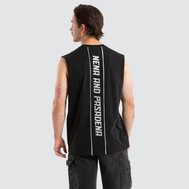 Model wears Vision Relaxed Muscle Jet Black Muscle Tees Black – image 1