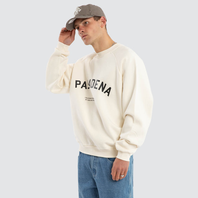 Model wears Rich Raglan Fleece Crew Warm White Gardenia Fleece White – image 3