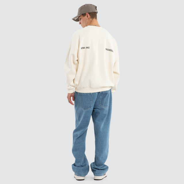 Model wears Rich Raglan Fleece Crew Warm White Gardenia Fleece White – image 2