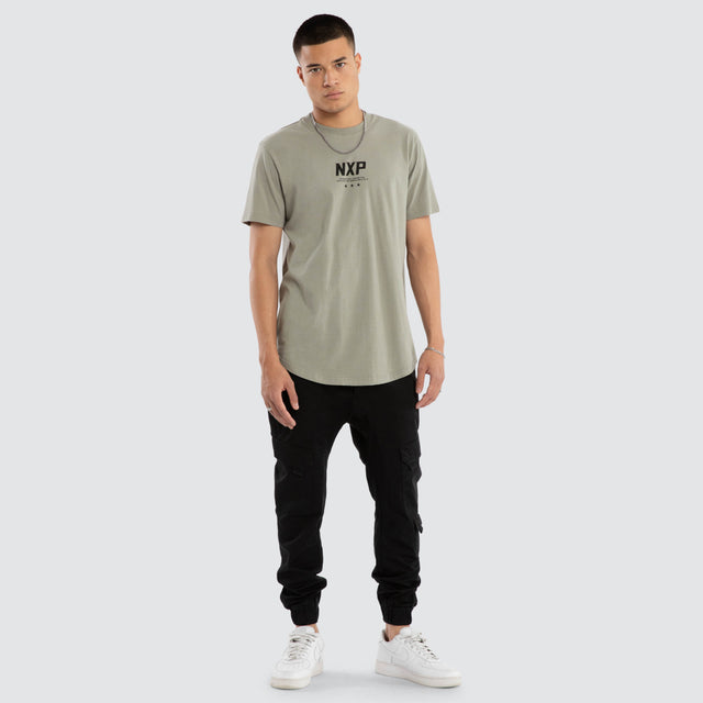 Model wears Synergy Dual Curved Tee Shadow T-Shirts Grey – image 5