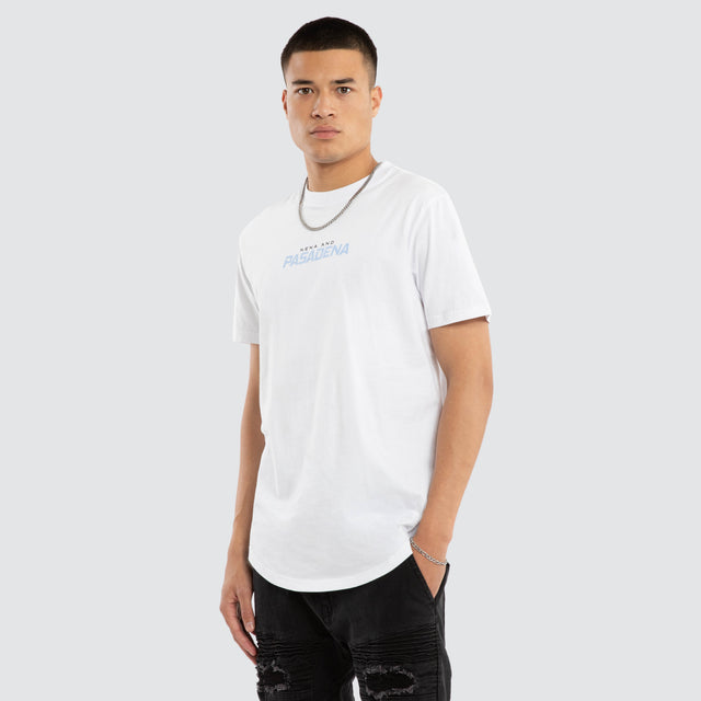 Model wears Unified Dual Curved Tee Optical White T-Shirts White – image 3