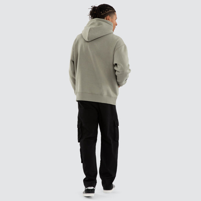 Model wears Gym Relaxed Hoodie Shadow Hoodies Grey – image 2