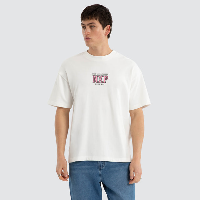 Model wears North Loopback Raptor Tee Natural White T-Shirts White – image 3