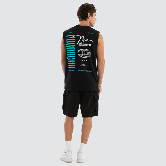 Model wears Drifting Relaxed Muscle Jet Black Muscle Tees Black – image 5