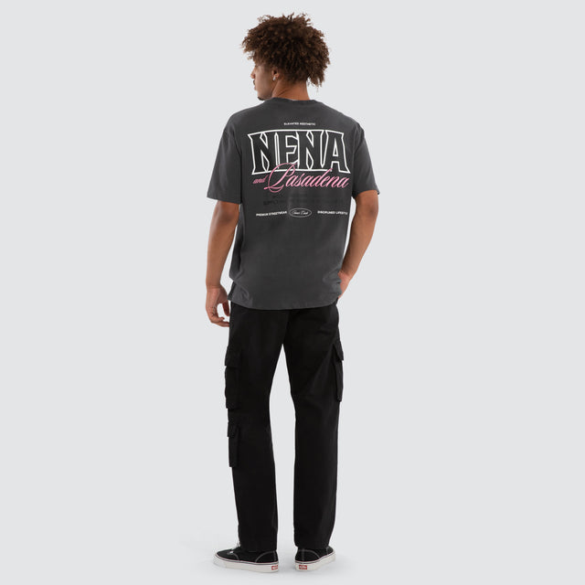 Model wears Maurosa Box Fit Tee Asphalt T-Shirts Grey – image 5