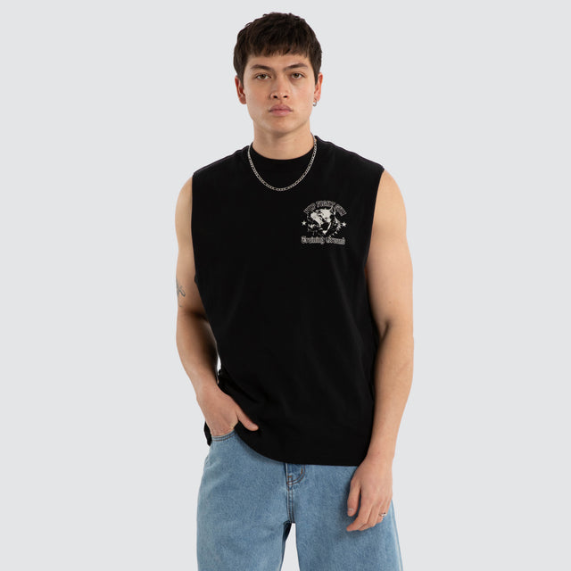 Model wears Grounded Raptor Muscle Anthracite Black Muscle Tees Black – image 3