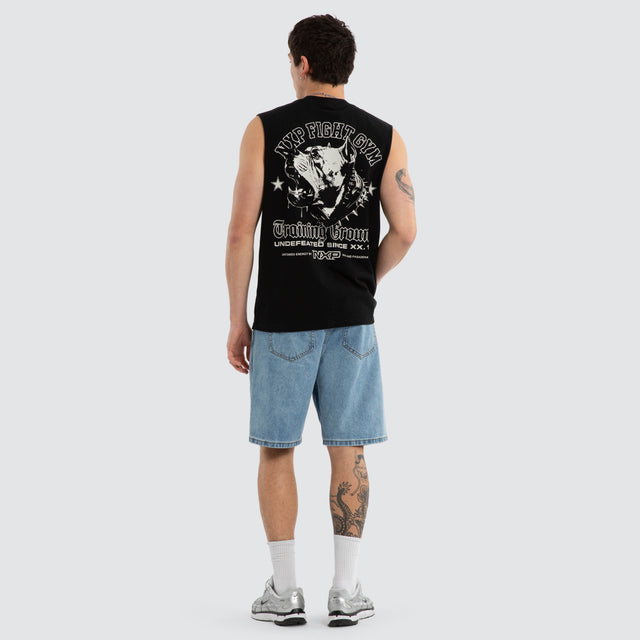 Model wears Grounded Raptor Muscle Anthracite Black Muscle Tees Black – image 5