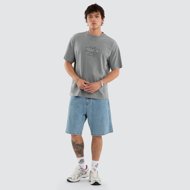 Model wears NXP Duskmauve Raptor Tee Grey T-Shirts in Grey - Image 5