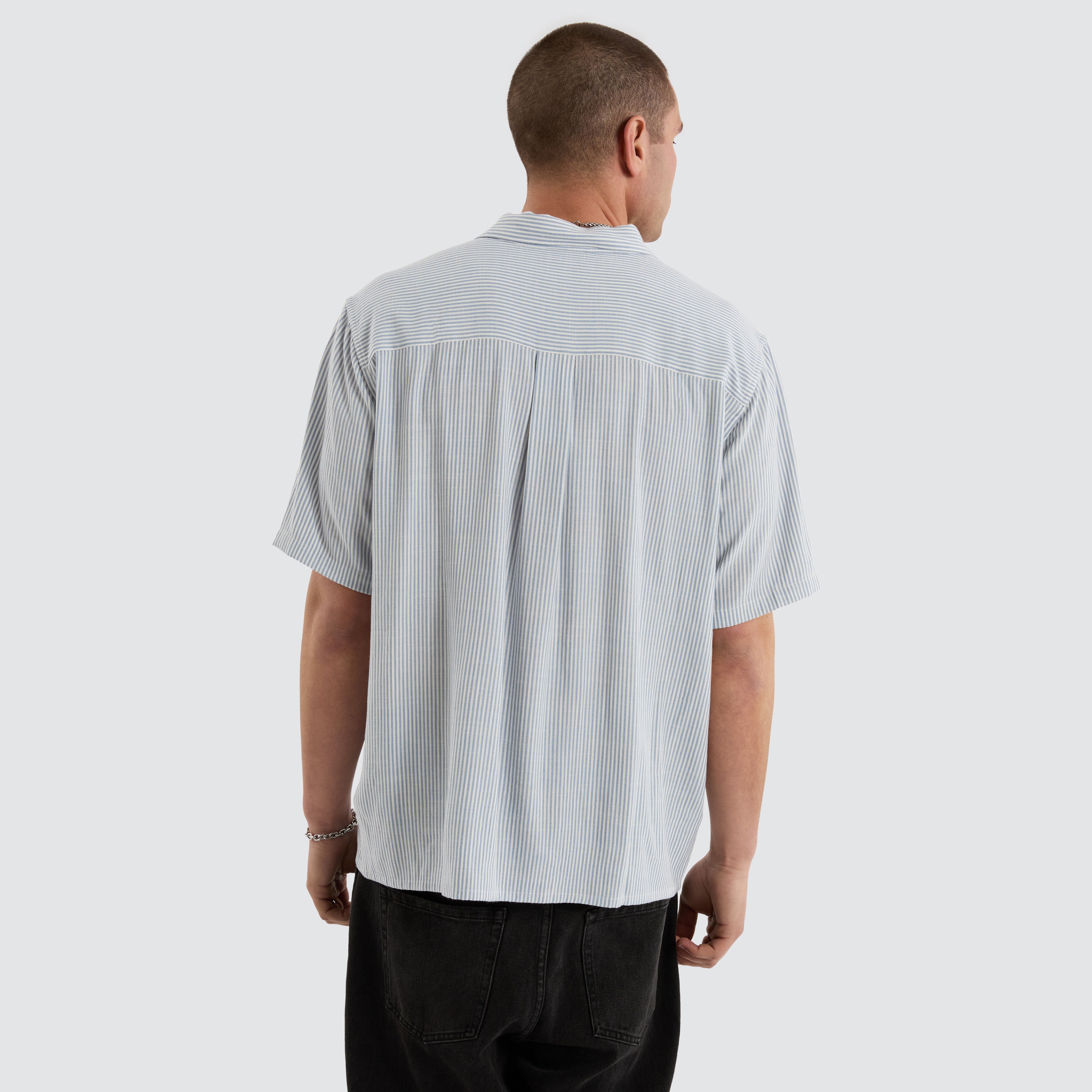 NXP Star Shortsleeve Shirt in White | Neverland Store