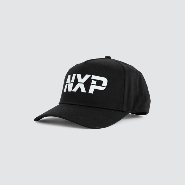 Model wears Axis Cap Jet Black Caps Black – image 1