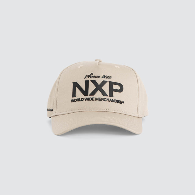 Model wears Preach Cap Silver Cloud Caps Grey – image 1