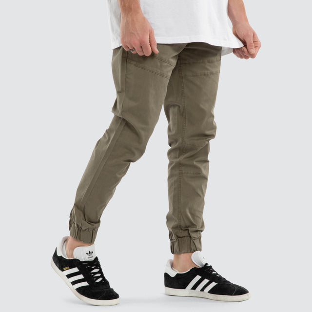 Charger Jogger Dune