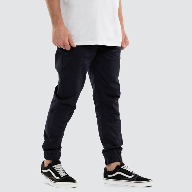 Charger Jogger Navy
