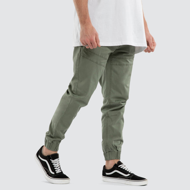 Charger Jogger Olive