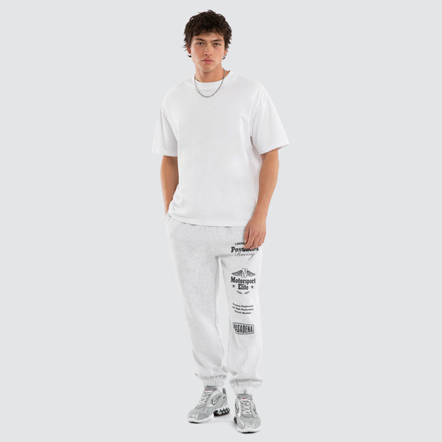 Model wears Parade Trackpant Snow Marle Trackpants Grey – image 4