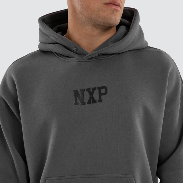 Model wears Foundation Box Fit Hoodie Charcoal Hoodies Grey – image 4