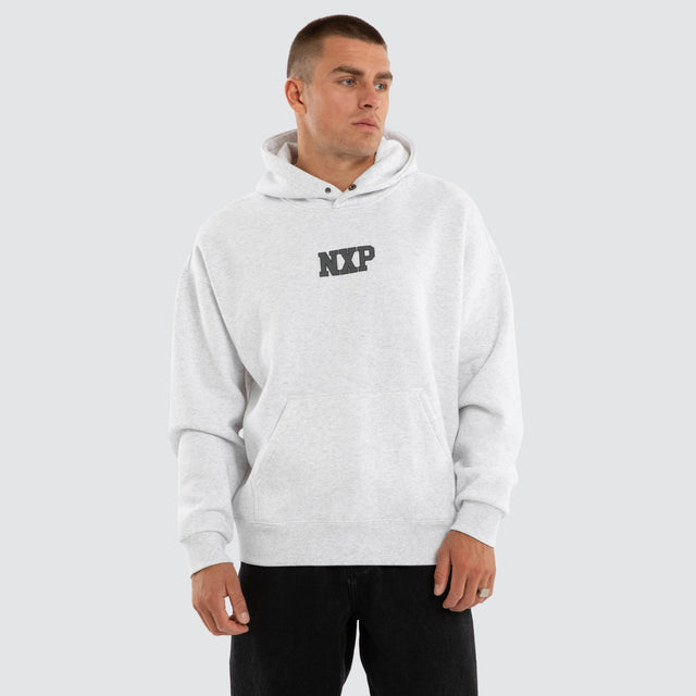 Model wears Foundation Box Fit Hoodie Snow Marle Hoodies Grey – image 1