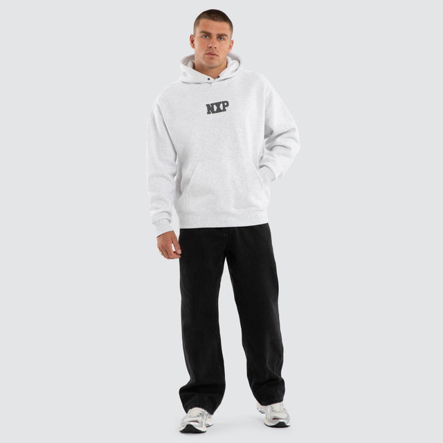 Model wears Foundation Box Fit Hoodie Snow Marle Hoodies Grey – image 5